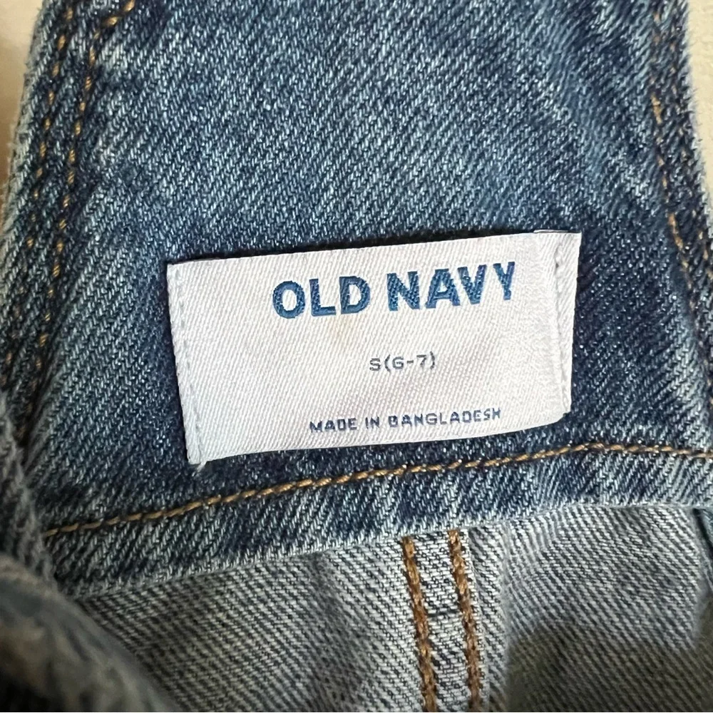 Old Navy Jean Denim Shorts Overalls Size 6-7